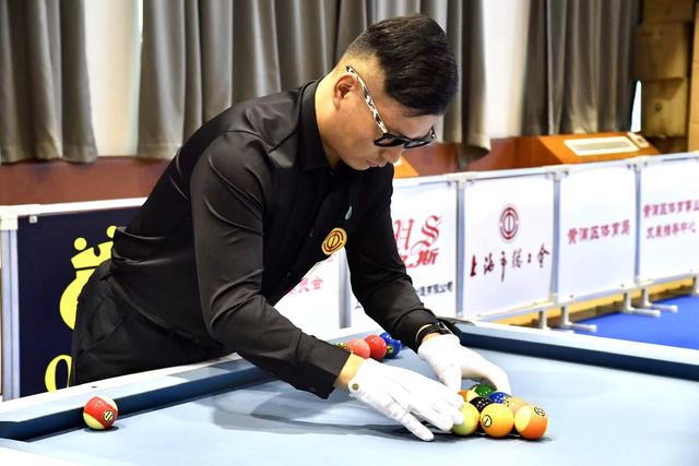 0的比分直 0的比分直